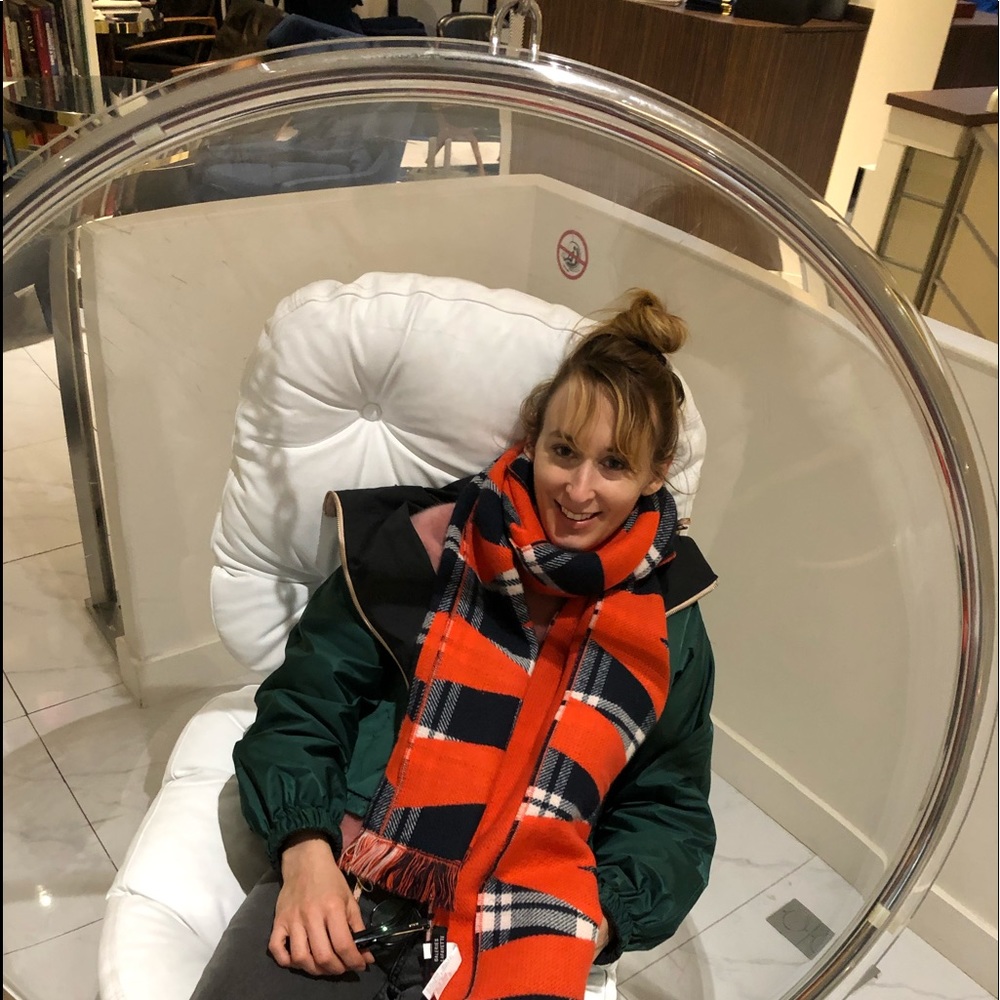 Meet your Posher, April